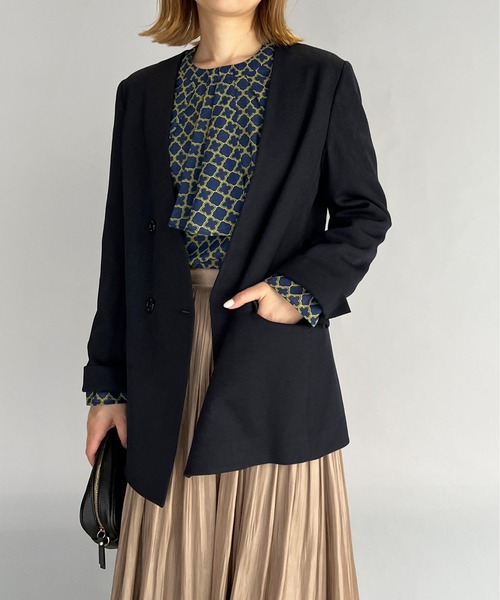 PICCIN（ピッチン）の「ノーカラーダブルジャケット（ノーカラージャケット・レディース・ブラウン/ベージュ/ネイビー・M/L）」の9枚目の写真