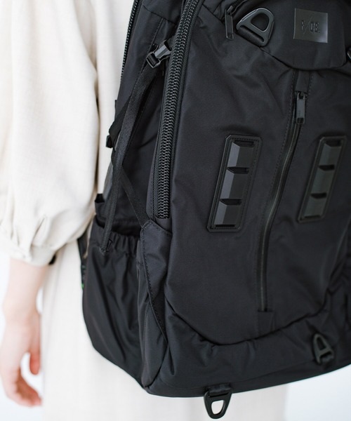 haco!（ハコ）の「F/CE.（エフシーイー） ROBIC DAYTRIP BP（バックパック/リュック・レディース・ブラック/ベージュ・ONE SIZE）」の20枚目の写真