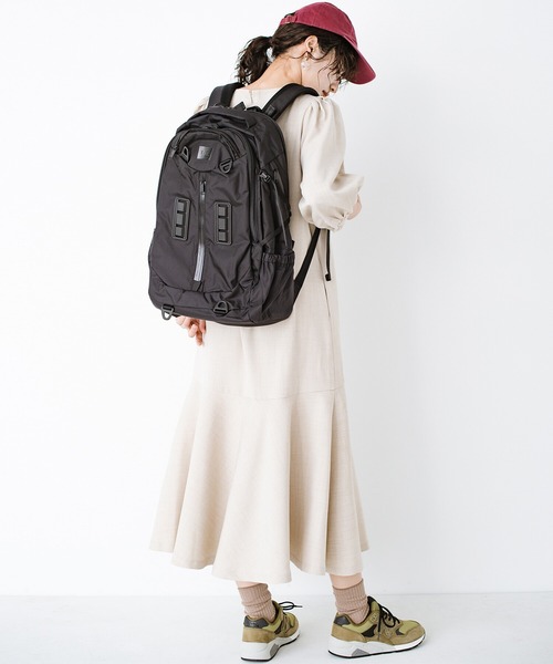 haco!（ハコ）の「F/CE.（エフシーイー） ROBIC DAYTRIP BP（バックパック/リュック・レディース・ブラック/ベージュ・ONE SIZE）」の16枚目の写真