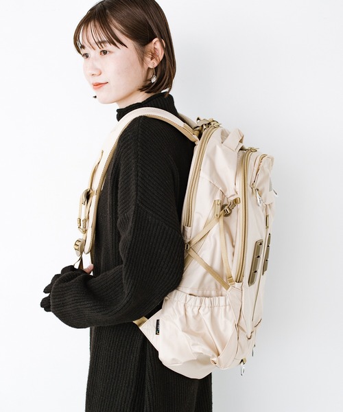 haco!（ハコ）の「F/CE.（エフシーイー） ROBIC DAYTRIP BP（バックパック/リュック・レディース・ブラック/ベージュ・ONE SIZE）」の5枚目の写真
