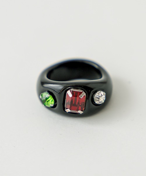 mystic(ミスティック)の「Lara ビジュー&チェーンリング(リング・レディース・アイボリー/ブラック・FREE)」の4枚目の写真