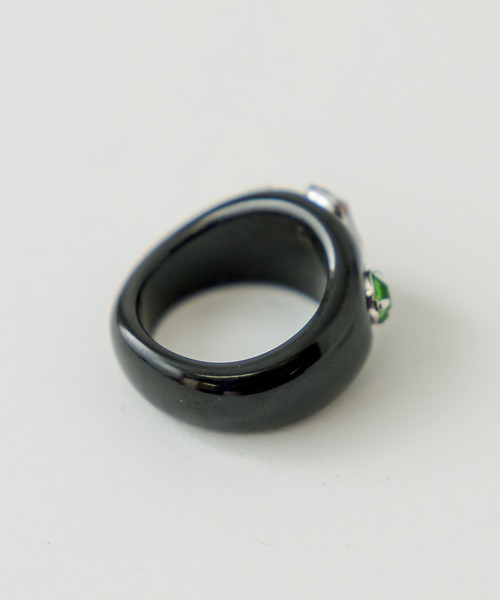 mystic(ミスティック)の「Lara ビジュー&チェーンリング(リング・レディース・アイボリー/ブラック・FREE)」の5枚目の写真