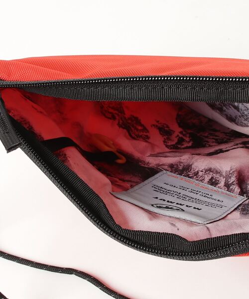 Mammut（マムート）の「エクセロン サコッシュ 2L / Xeron Sacoche（ショルダーバッグ・メンズ・レッド・2L）」の4枚目の写真