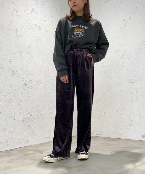 apres jour mignon(アプレジュールミニョン)の「ラインベロアパンツ【ZOZOTOWN限定アイテム】【11PO】(その他パンツ・レディース・ダークパープル/ブラック/グリーン・MEDIUM/SMALL/X-LARGE)」の21枚目の写真