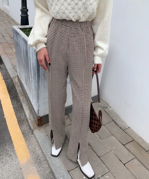 Diosfront（ディオスフロント）の「千鳥柄スリットセミワイドパンツ（その他パンツ・レディース・ブラック/ブラウン・S/M/L）」の12枚目の写真