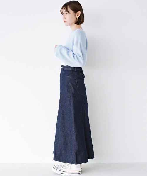 haco!（ハコ）の「いつものカジュアルコーデに大人っぽさと女っぽさをプラス！気になるところもそっと隠してくれる　こだわりシルエットのデニムフレアースカート by who made me（デニムスカート・レディース・インディゴブルー・SMALL/MEDIUM/LARGE/X-LARGE）」の15枚目の写真