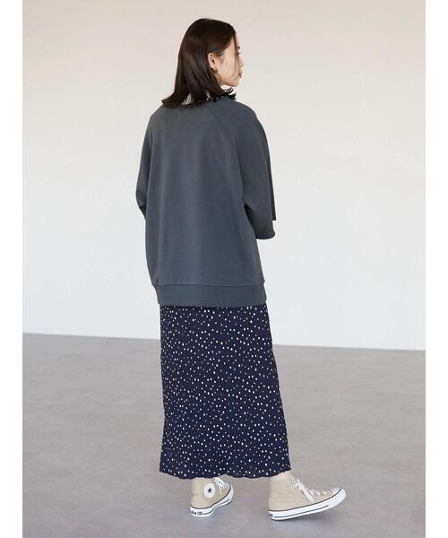 Green Parks(グリーンパークス)の「七分袖ロゴプルオーバー*(スウェット・レディース・グレー/サックスブルー/アイボリー・FREE)」の5枚目の写真