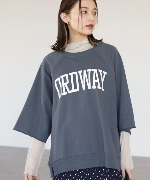 Green Parks(グリーンパークス)の「七分袖ロゴプルオーバー*(スウェット・レディース・グレー/サックスブルー/アイボリー・FREE)」の3枚目の写真