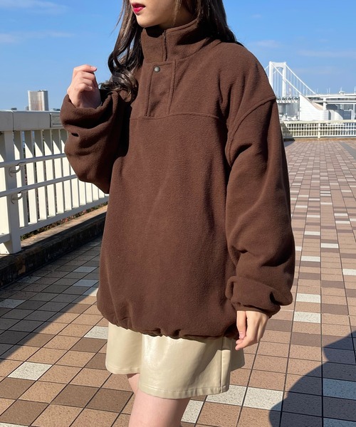 PairPair（ペアペア）の「フリースプルオーバー(ユニセックス)（スウェット・レディース・ブラウン/カーキ・MEDIUM/LARGE）」の8枚目の写真