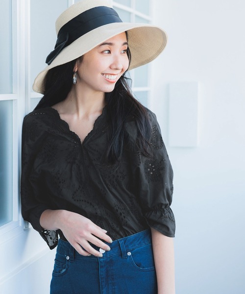 coca(coca)(コカ)の「カットワークブラウス(シャツ/ブラウス・レディース・ホワイト/ブラック/レッド・M/L)」の1枚目の写真