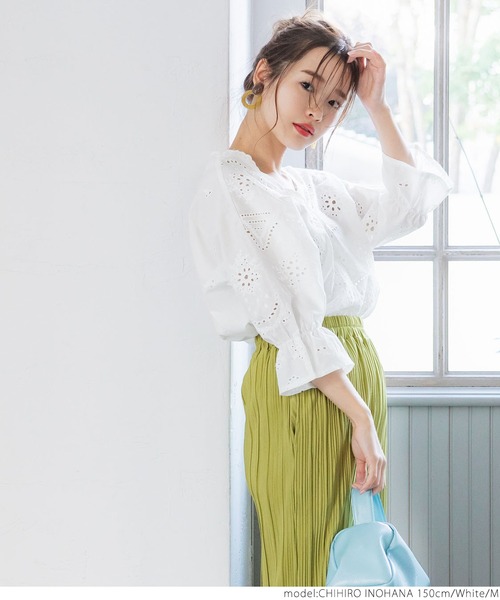 coca(coca)(コカ)の「カットワークブラウス(シャツ/ブラウス・レディース・ホワイト/ブラック/レッド・M/L)」の7枚目の写真