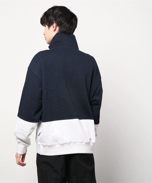 ROMANTIC CROWN(ロマンティッククラウン)の「【ROMANTIC CROWN】BUTTON UP POCKET ANORAK / ロマンティッククラウン ボタンアップ ポケット ハイネック スウェットシャツ(その他トップス・メンズ・ネイビー/グリーン・SMALL/MEDIUM/LARGE)」の4枚目の写真