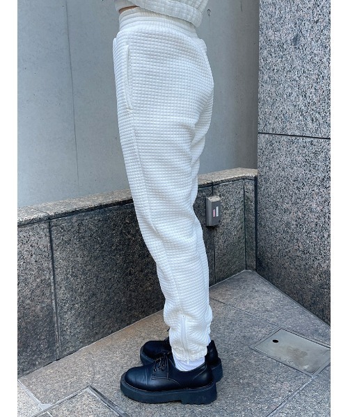 ENVYM(アンビー)の「スクエアパターンジョガーPT(その他パンツ・レディース・ブラック/ホワイト/グレー・FREE)」の19枚目の写真