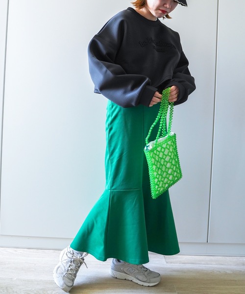 VENCEEXCHANGE（ヴァンスエクスチェンジ）の「ショート丈エンボス加工ダンボールプルオーバー（スウェット・レディース・ブラック/オフホワイト/グリーン・FREE）」の8枚目の写真