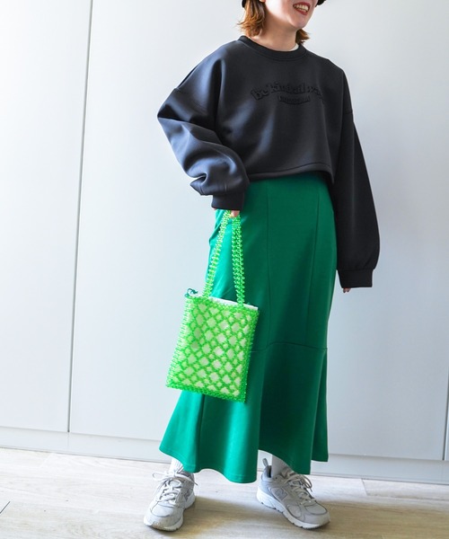 VENCEEXCHANGE（ヴァンスエクスチェンジ）の「ショート丈エンボス加工ダンボールプルオーバー（スウェット・レディース・ブラック/オフホワイト/グリーン・FREE）」の9枚目の写真