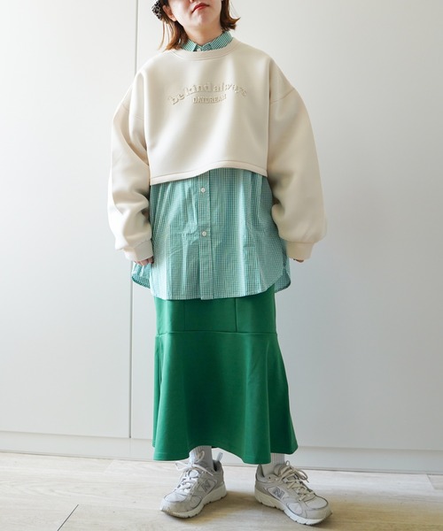 VENCEEXCHANGE（ヴァンスエクスチェンジ）の「ショート丈エンボス加工ダンボールプルオーバー（スウェット・レディース・ブラック/オフホワイト/グリーン・FREE）」の22枚目の写真