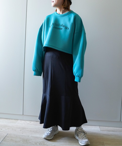 VENCEEXCHANGE（ヴァンスエクスチェンジ）の「ショート丈エンボス加工ダンボールプルオーバー（スウェット・レディース・ブラック/オフホワイト/グリーン・FREE）」の7枚目の写真