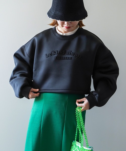VENCEEXCHANGE（ヴァンスエクスチェンジ）の「ショート丈エンボス加工ダンボールプルオーバー（スウェット・レディース・ブラック/オフホワイト/グリーン・FREE）」の16枚目の写真