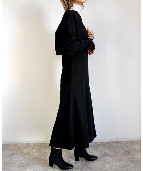 MLI'A(エムリア)の「マーメイドリブキャミワンピース(セットアップ対応)(ワンピース・レディース・アイボリー/ブラック/グリーン/ブルー/オレンジ/ホワイト×ネイビー・M)」の15枚目の写真