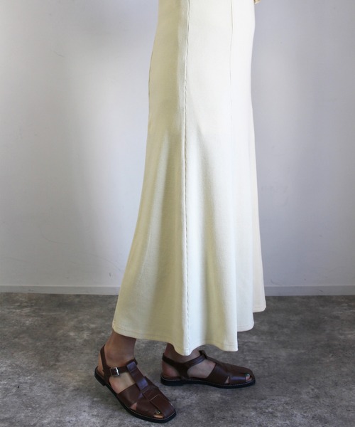 MLI'A(エムリア)の「マーメイドリブキャミワンピース(セットアップ対応)(ワンピース・レディース・アイボリー/ブラック/グリーン/ブルー/オレンジ/ホワイト×ネイビー・M)」の10枚目の写真