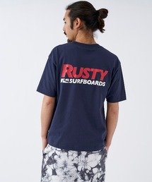 【RUSTY:ラスティー】ロゴTシャツ 90S FIT バックプリント