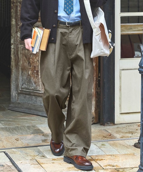 EMMA CLOTHES(エマクローズ)の「タックワイドバルーンシルエットチノパンツ EMMA CLOTHES(チノパンツ・メンズ・オレンジ/ベージュ/アイボリー/ダークネイビー/セージグリーン/ブラック/モカ/オリーブ系/グレー系・M/S/L)」の7枚目の写真