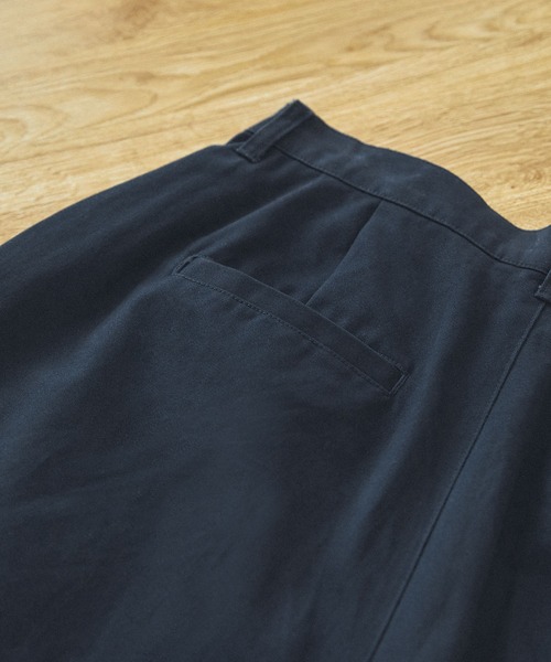 EMMA CLOTHES(エマクローズ)の「タックワイドバルーンシルエットチノパンツ EMMA CLOTHES(チノパンツ・メンズ・オレンジ/ベージュ/アイボリー/ダークネイビー/セージグリーン/ブラック/モカ/オリーブ系/グレー系・M/S/L)」の17枚目の写真