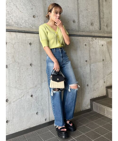 EVRIS（エヴリス）の「ラメショートスリーブカーディガン（カーディガン/ボレロ・レディース・ブラック/グリーン/アイボリー・FREE）」の17枚目の写真