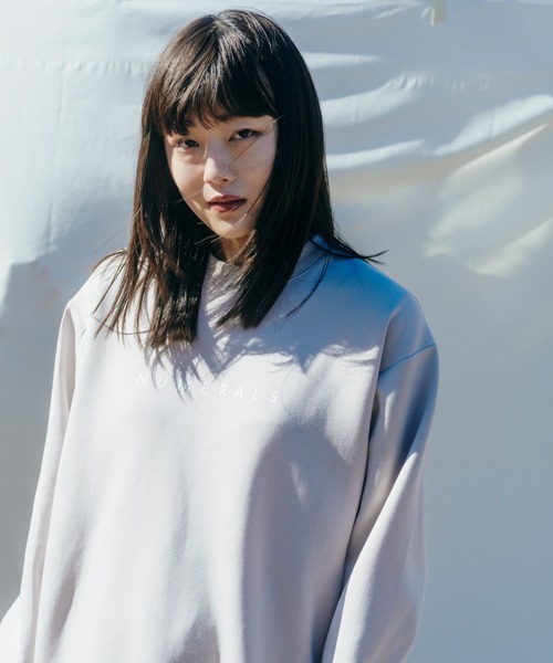 NUMERALS（ヌメラルズ）の「【WOMEN】[NUMERALS]ダンボールクルーネックスウェット（スウェット・レディース・ホワイト/ライトブルー/ライトベージュ/チャコール・60/75）」の18枚目の写真
