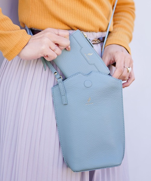 mieno（ミエノ）の「[mieno]牛革レザー二つ折りミニ財布（財布・レディース・ベージュ/ブルー/レモンイエロー/ローズ/ウッド/ブラウン/ブラック/キャメル・FREE）」の12枚目の写真