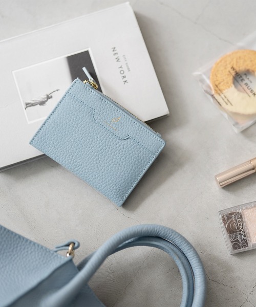 mieno（ミエノ）の「[mieno]牛革レザー二つ折りミニ財布（財布・レディース・ベージュ/ブルー/レモンイエロー/ローズ/ウッド/ブラウン/ブラック/キャメル・FREE）」の19枚目の写真