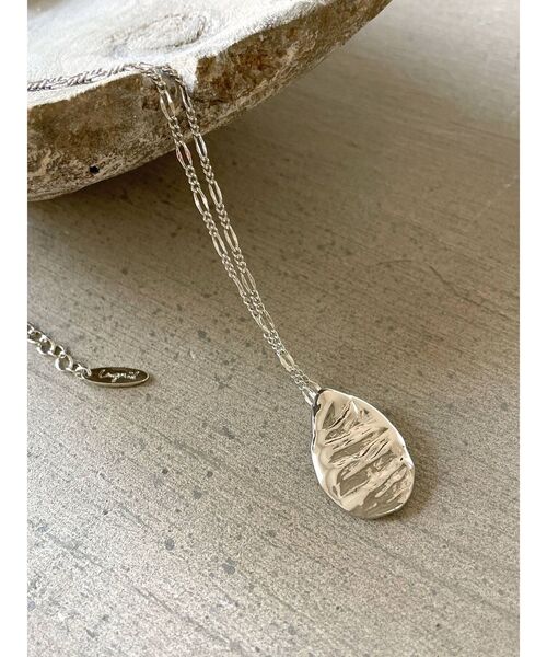 Ungrid(アングリッド)の「モチーフロングネックレス(ネックレス・レディース・シルバー・FREE)」の6枚目の写真