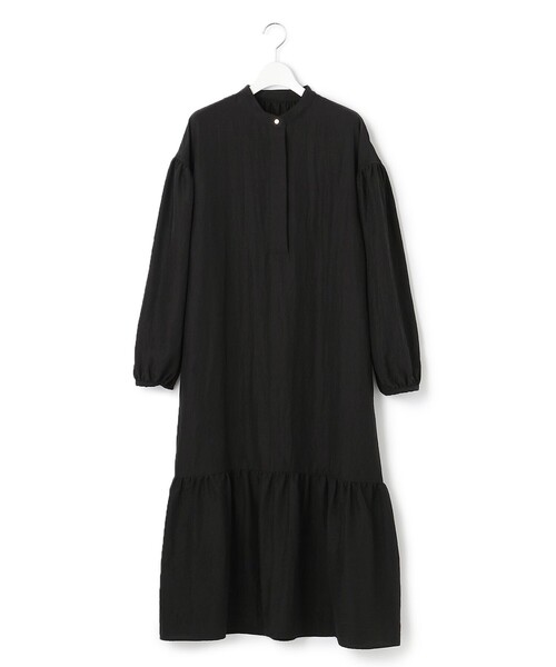 Feroux(フェルゥ)の「【洗える】ワッシャーエステル裾ティアード ワンピース(ドレス・レディース・ホワイト系/スカイブルー系/ブラック系/スモーキーグリーン系1・1/2)」の2枚目の写真