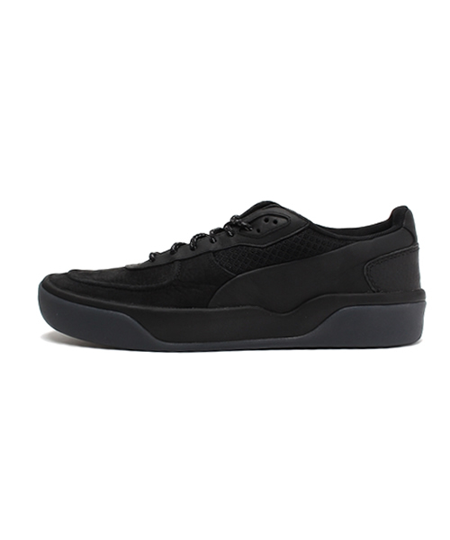 McQ ALEXANDER McQUEEN PUMA(マックキュー アレクサンダー マックイーン プーマ)の「MCQ BRACE LOW NUBUCK(スニーカー・メンズ・ブラック・11/10/9/8/6/7)」の2枚目の写真