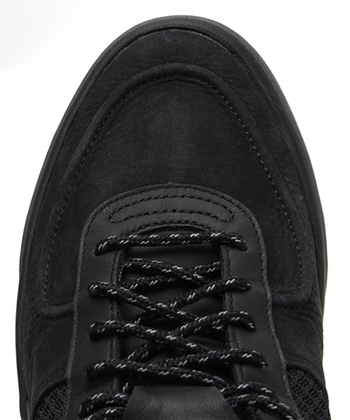 McQ ALEXANDER McQUEEN PUMA(マックキュー アレクサンダー マックイーン プーマ)の「MCQ BRACE LOW NUBUCK(スニーカー・メンズ・ブラック・11/10/9/8/6/7)」の5枚目の写真