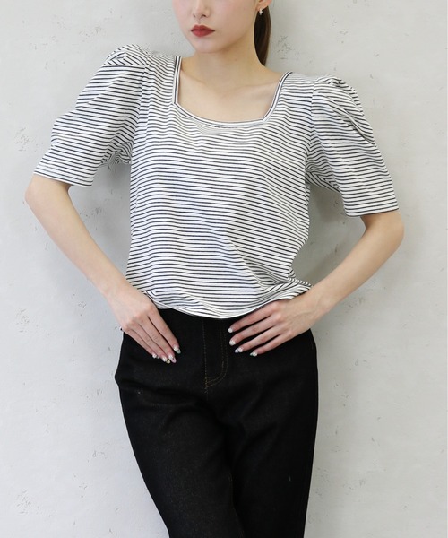 Per sist ence(パーシエンス)の「ボーダーパフスリーブ/スクエア&クルーネック前後2WAYカットソー(Tシャツ/カットソー・レディース・ホワイト系その他/ベージュ系その他/グリーン系その他/ブルー系その他/ホワイト系その他2・FREE)」の2枚目の写真