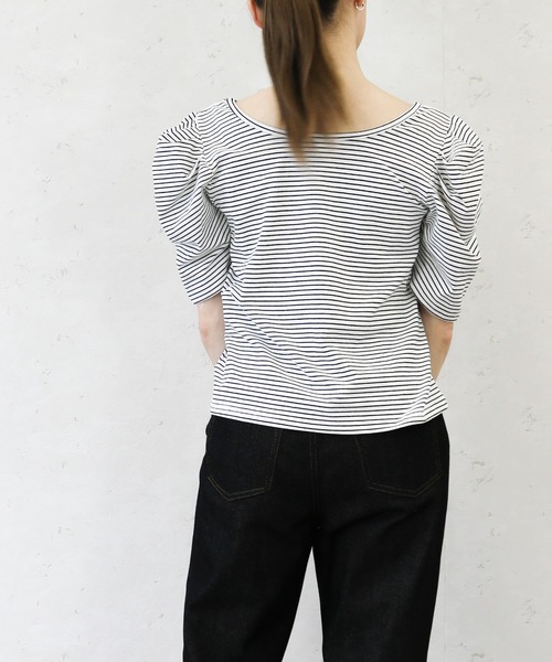 Per sist ence(パーシエンス)の「ボーダーパフスリーブ/スクエア&クルーネック前後2WAYカットソー(Tシャツ/カットソー・レディース・ホワイト系その他/ベージュ系その他/グリーン系その他/ブルー系その他/ホワイト系その他2・FREE)」の8枚目の写真