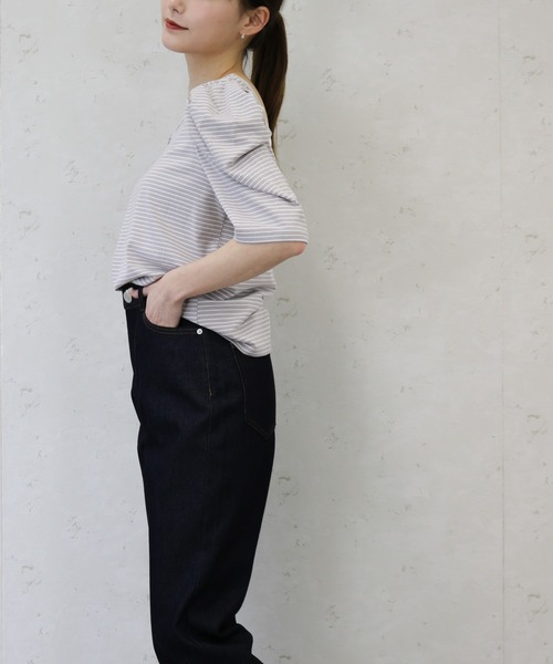 Per sist ence(パーシエンス)の「ボーダーパフスリーブ/スクエア&クルーネック前後2WAYカットソー(Tシャツ/カットソー・レディース・ホワイト系その他/ベージュ系その他/グリーン系その他/ブルー系その他/ホワイト系その他2・FREE)」の13枚目の写真