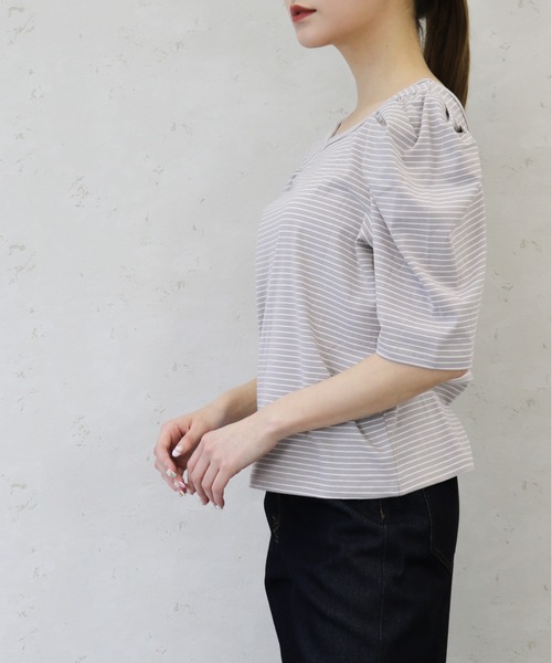 Per sist ence(パーシエンス)の「ボーダーパフスリーブ/スクエア&クルーネック前後2WAYカットソー(Tシャツ/カットソー・レディース・ホワイト系その他/ベージュ系その他/グリーン系その他/ブルー系その他/ホワイト系その他2・FREE)」の15枚目の写真
