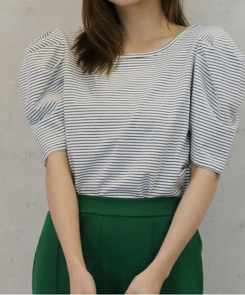 Per sist ence(パーシエンス)の「ボーダーパフスリーブ/スクエア&クルーネック前後2WAYカットソー(Tシャツ/カットソー・レディース・ホワイト系その他/ベージュ系その他/グリーン系その他/ブルー系その他/ホワイト系その他2・FREE)」の21枚目の写真