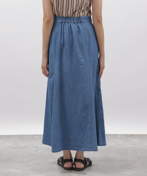 LAKOLE(ラコレ)の「ライトデニムセミマーメイドスカート / 296437(デニムスカート・レディース・インディゴブルー/サックスブルー・SMALL/MEDIUM)」の13枚目の写真