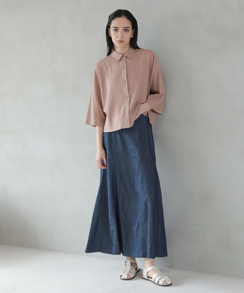 LAKOLE(ラコレ)の「ライトデニムセミマーメイドスカート / 296437(デニムスカート・レディース・インディゴブルー/サックスブルー・SMALL/MEDIUM)」の9枚目の写真