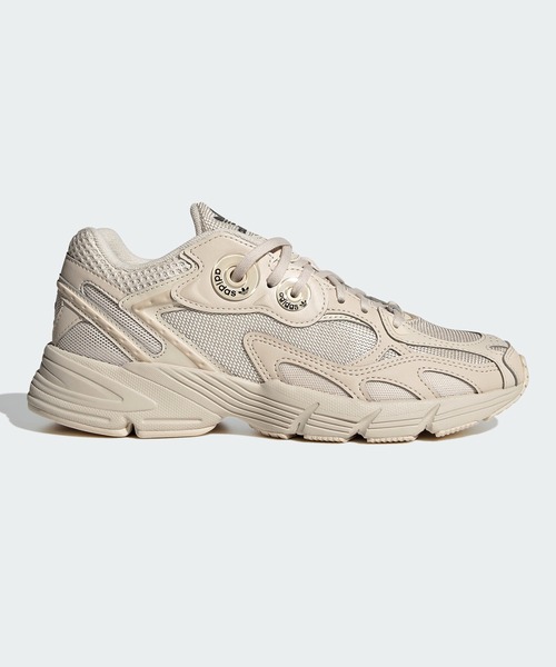 adidas（アディダス）の「アスター / Astir / 厚底スニーカー