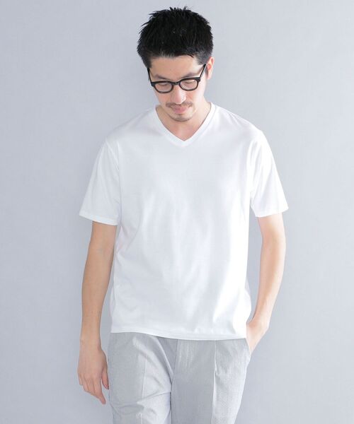 SHIPS(シップス)の「SHIPS: ALBINI Vネック 無地 Tシャツ(Tシャツ/カットソー・メンズ・ホワイト/ブラック/ネイビー/ダークグレー・SMALL/MEDIUM/LARGE/X-LARGE)」の2枚目の写真