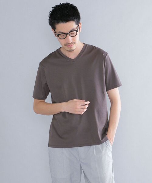 SHIPS(シップス)の「SHIPS: ALBINI Vネック 無地 Tシャツ(Tシャツ/カットソー・メンズ・ホワイト/ブラック/ネイビー/ダークグレー・SMALL/MEDIUM/LARGE/X-LARGE)」の7枚目の写真