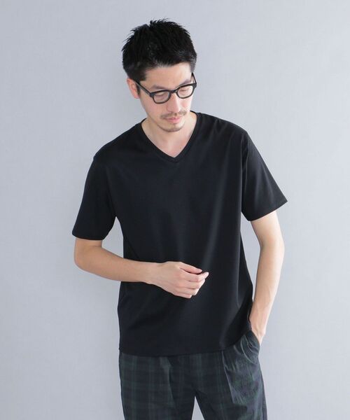 SHIPS(シップス)の「SHIPS: ALBINI Vネック 無地 Tシャツ(Tシャツ/カットソー・メンズ・ホワイト/ブラック/ネイビー/ダークグレー・SMALL/MEDIUM/LARGE/X-LARGE)」の13枚目の写真