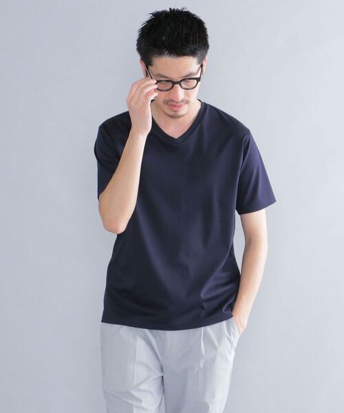 SHIPS(シップス)の「SHIPS: ALBINI Vネック 無地 Tシャツ(Tシャツ/カットソー・メンズ・ホワイト/ブラック/ネイビー/ダークグレー・SMALL/MEDIUM/LARGE/X-LARGE)」の20枚目の写真