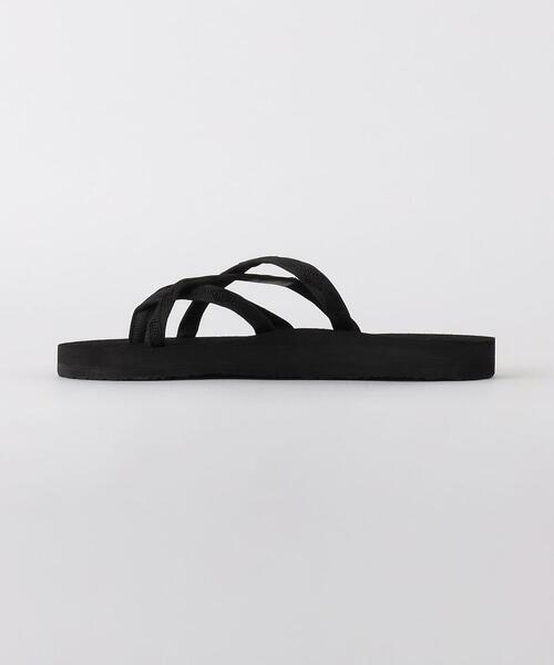 Teva（テバ）の「＜Teva(テバ)＞OLOWAHU オロワフ サンダル（サンダル・レディース・ブラック・6/8/5/7）」の2枚目の写真