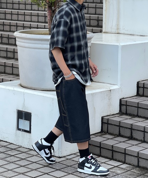 kutir(クティール)の「ワイドデニムペインターショーツ(その他パンツ・メンズ・ブラック/インディゴブルー・SMALL/MEDIUM/LARGE)」の4枚目の写真