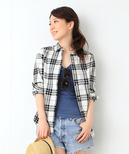 B:MING by BEAMS（ビーミングバイビームス）の「ビーミング by ビームス / ビッグチェックシャツ（シャツ/ブラウス・レディース・ブラック/ネイビー/レッド・MEDIUM/SMALL/LARGE）」の2枚目の写真